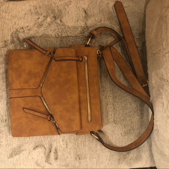 SOLD 🔥HUGE MOVING SALE🔥 Target Boho Purse - Picture 1 of 3